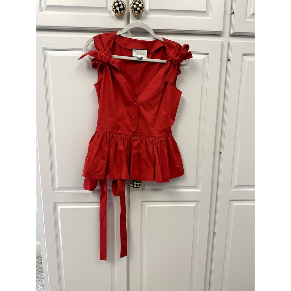 Alexis v neck no sleeve summer red blouse medium